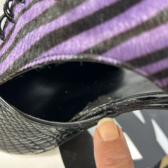 Nine West Black and Purple 4” Heels Size 9M - Picture 6 of 9
